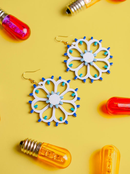 Rosone Fiore grande: Orecchini in legno a forma di Luminaria Salentina