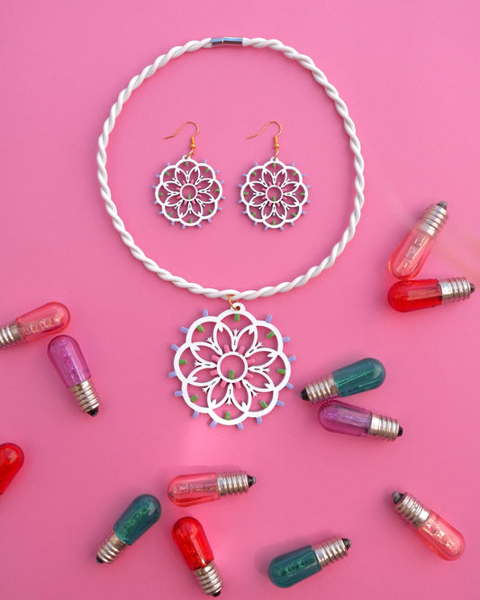 SET GIGLIO: Collana e orecchini in legno Luminaria Rosone Giglio con collier rigido