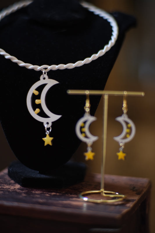 SET Luna: Collana e orecchini in legno a forma di Luminaria Salentina