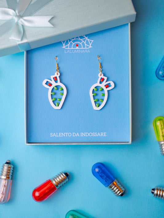 Ficodindia: Orecchini in legno a forma di Luminaria Salentina