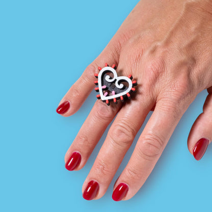 SET completo Cuore di Luce: Collana, orecchini e anello in legno a forma di Luminaria Salentina