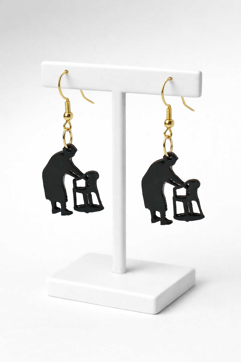 Li Signure alla Seggia: orecchini e collana con pendente