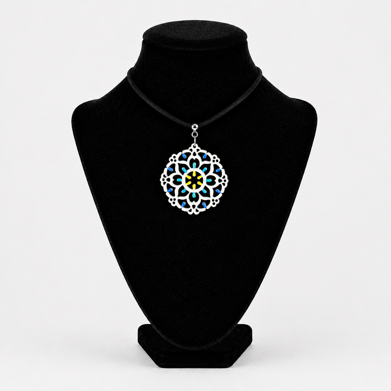 Rose Window Otranto choker necklace
