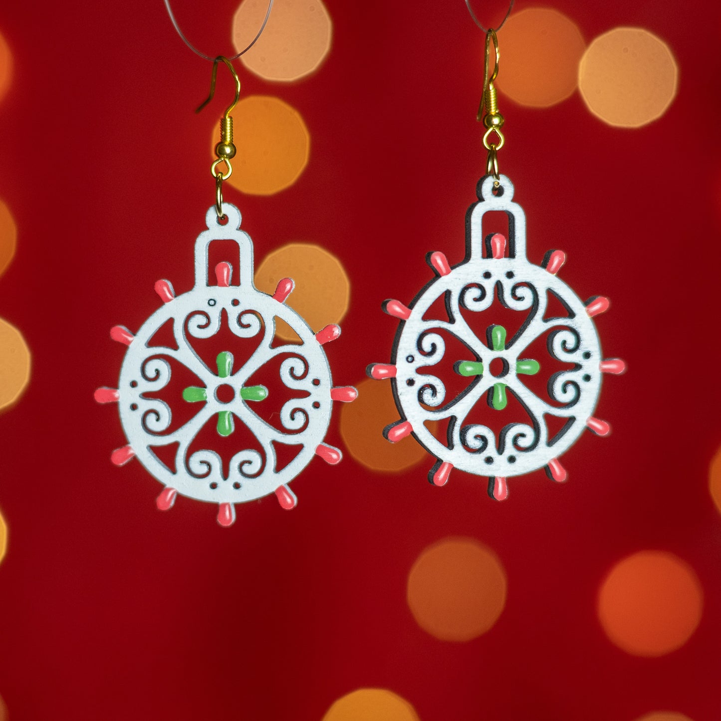 Pallina di Natale: Orecchini in legno a forma di Luminaria Salentina