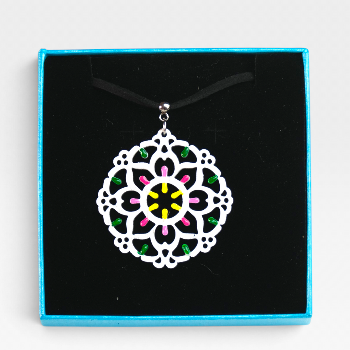 Rose Window Otranto choker necklace