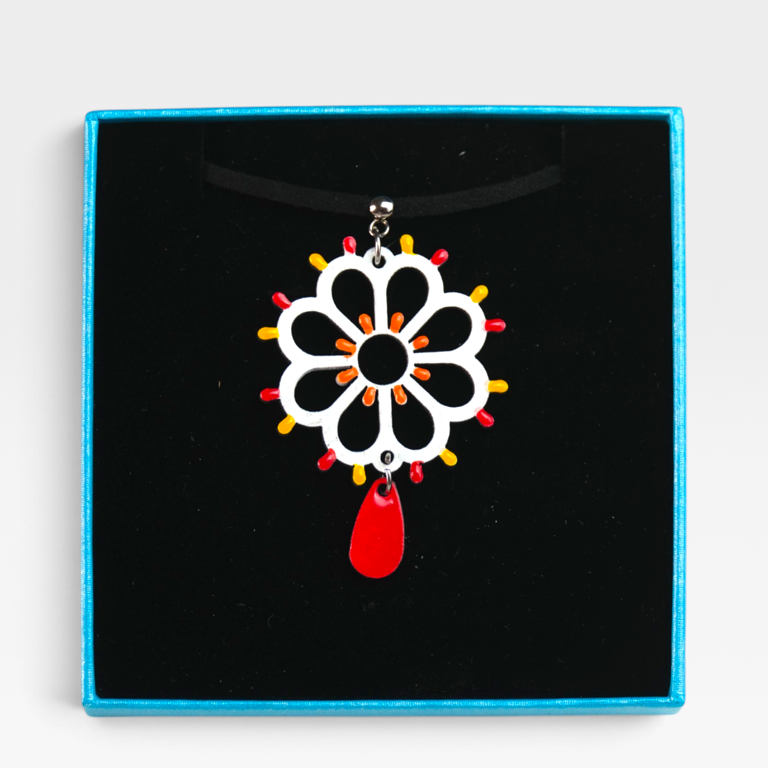 Rose Window Otranto choker necklace