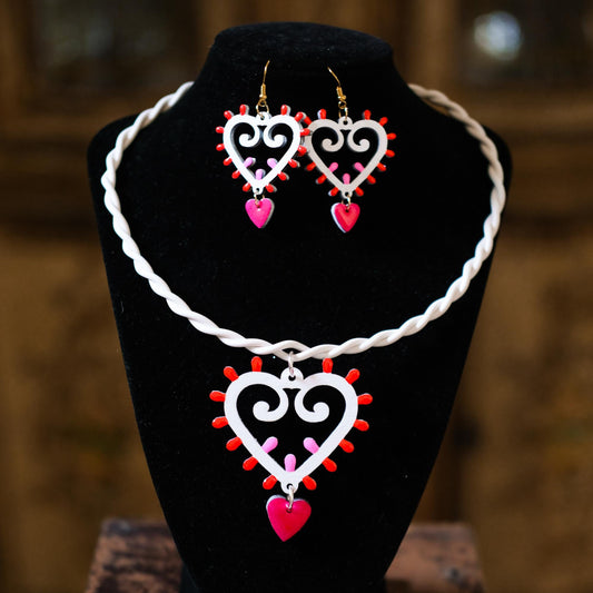 SET medio Cuore di Luce: Collana e orecchini in legno a forma di Luminaria Salentina