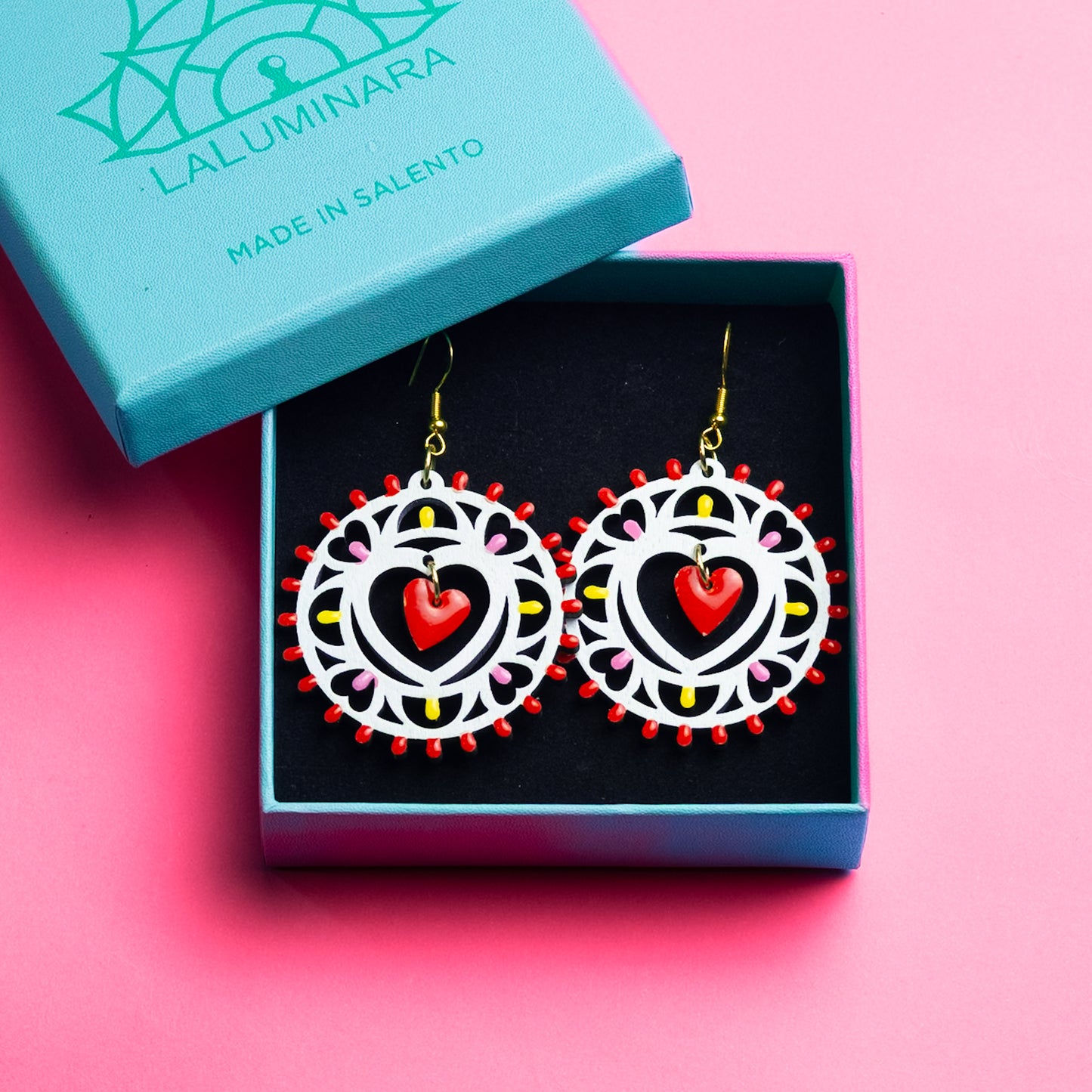 Rosone Tamburello: Orecchini in legno a forma di Luminaria Salentina