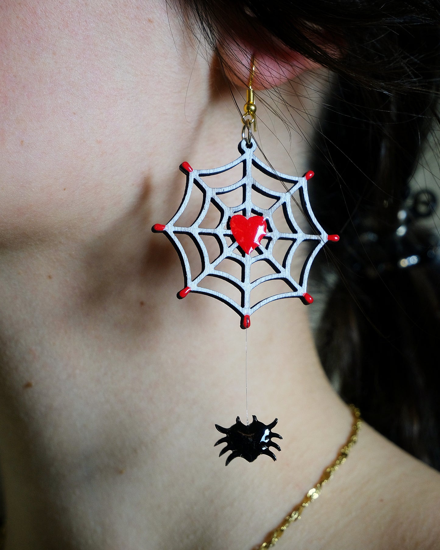 Nuova collezione TARANTA: Orecchini in legno con pendente