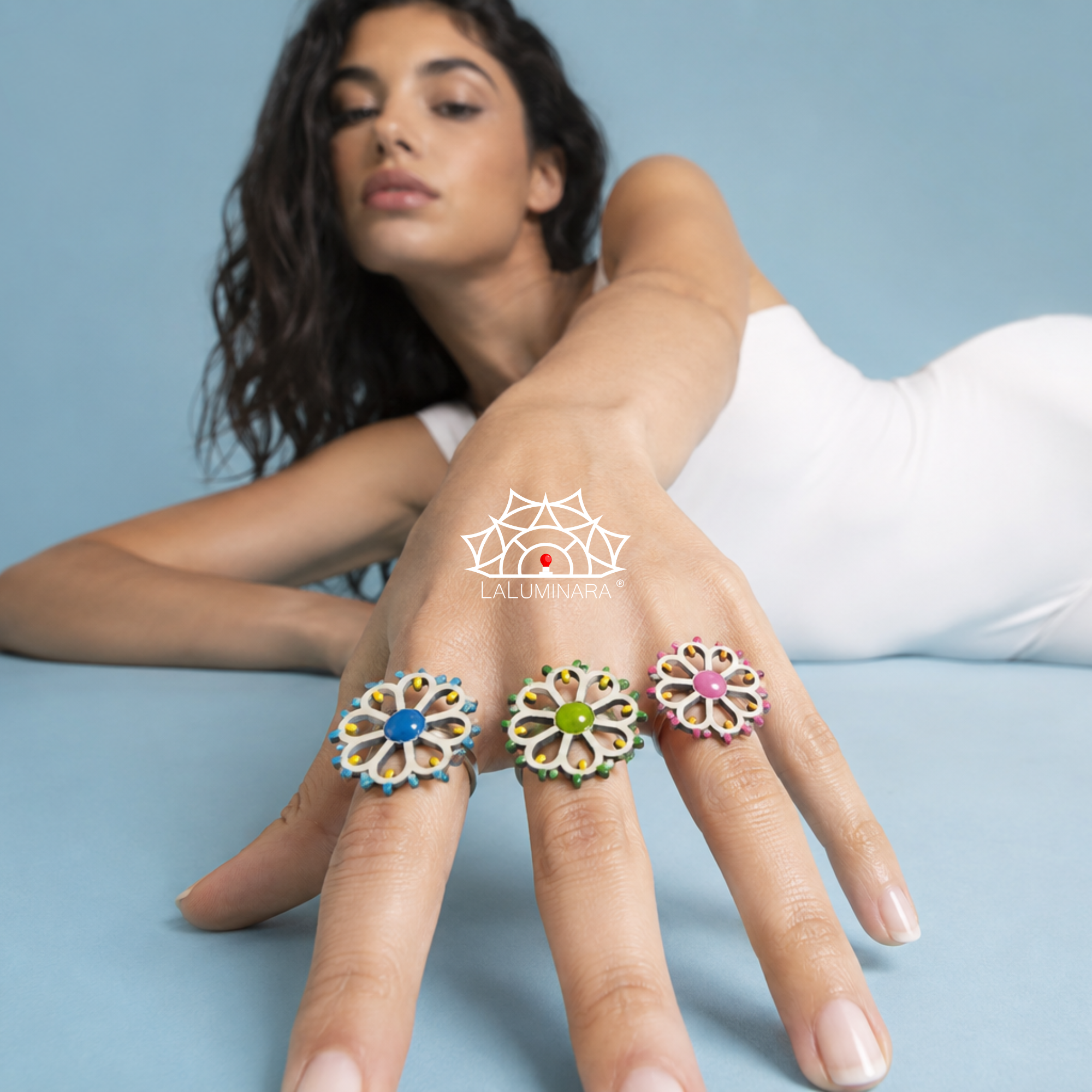 Margherita rose window adjustable ring