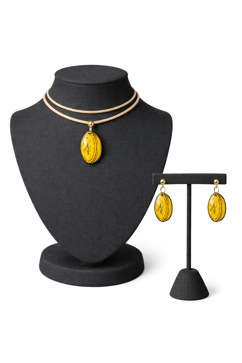 SET Pasticciotto: Orecchini e Collana Choker con pendente in legno