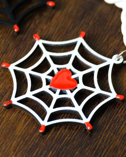 Collana TARANTA: Collana in legno con pendente