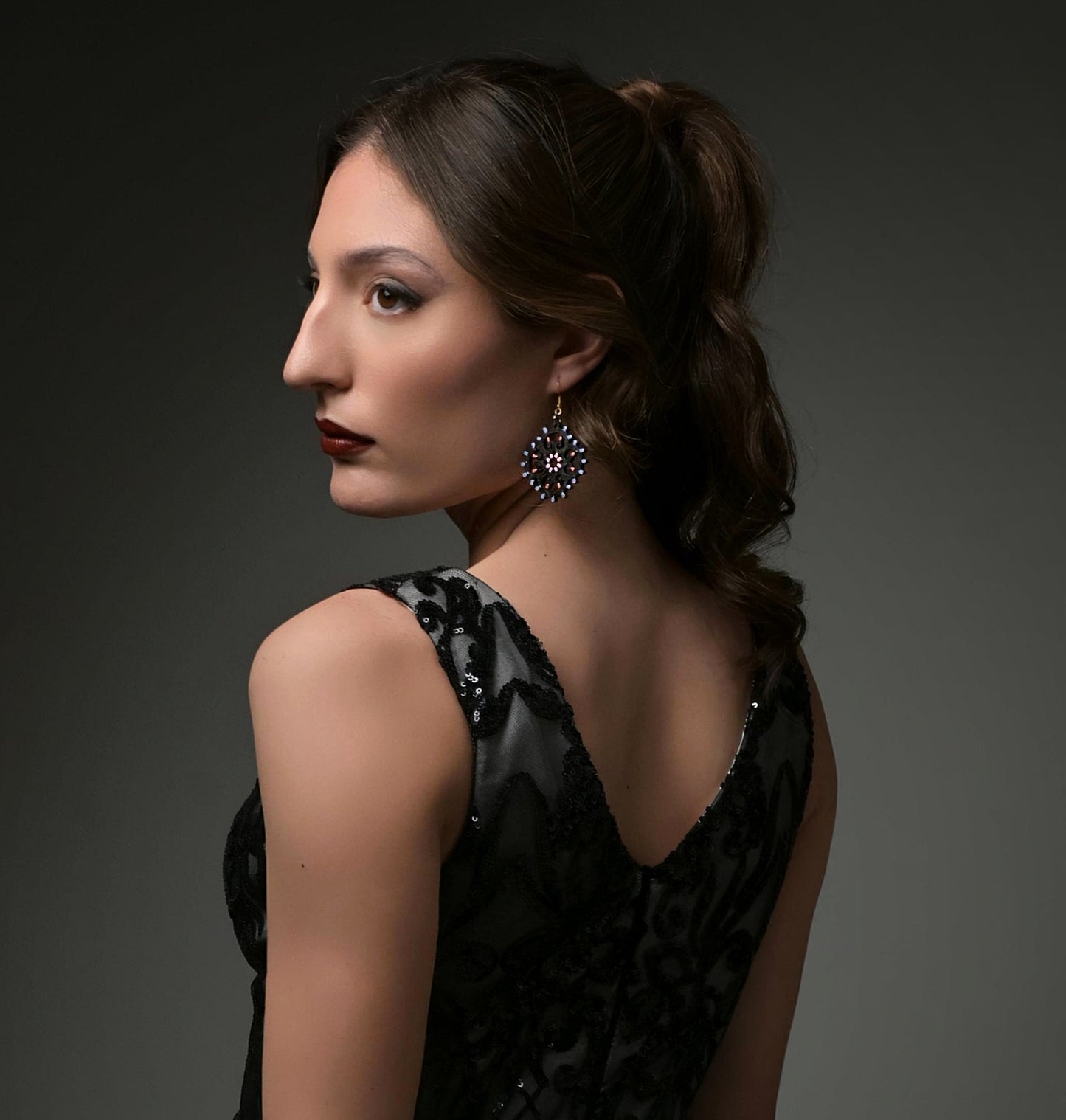 Rosoncino Barocco nero: Orecchini in legno a forma di Luminaria Salentina